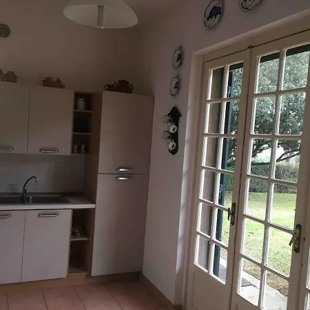 Feriehus Spacious Romantic House Rom