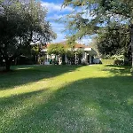 Spacious Romantic House
