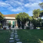 Spacious Romantic House
